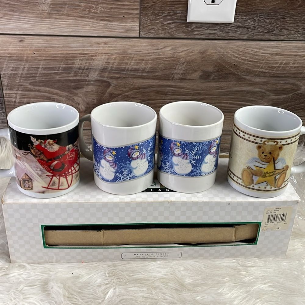 Christmas Village Set of Four Coffee/Tea Cups